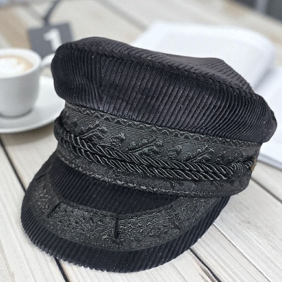 Brixton Fiddler Cap Fisherman Newsboy Hat Lined Size 7 S Black Corduroy Lace - Picture 1 of 11
